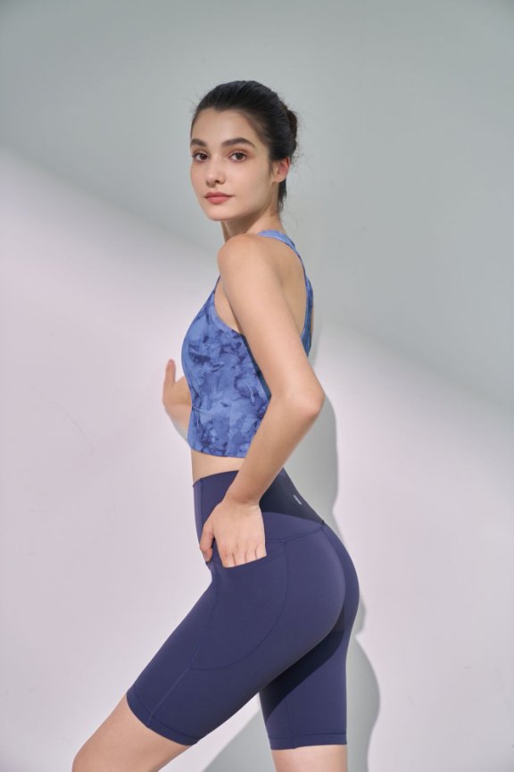 Image of leggings, sport bra, slim, fit, yoga, Pilates, breathable, Seamless, free size, Functional, Comfort, Breathable, lightweight, premium, lululemon